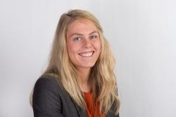 Politihkalaš ráđđeaddi Anne Marie Aanerud