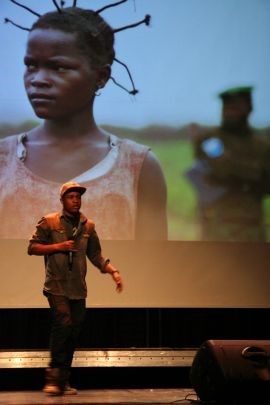UKM-artist Medaz-b Mashin fra Kongo underholder på innspillsseminar i Vestfold 14. mars 2013