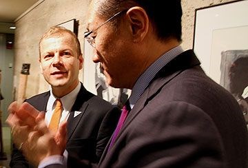 Utviklingsminister Holmås og Jim Yong Kim