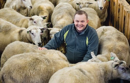 Jan Erik Nikolaisen, Gottesjord gård på Sørreisa i Troms