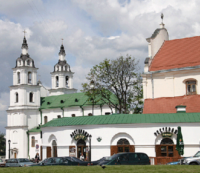 "Ved Rådhuset", Minsk. Fotograf: Henning Hj. Johansen, amb. Kiev