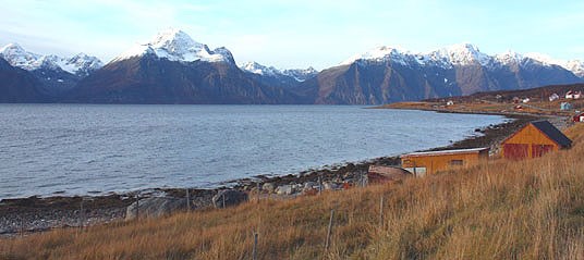 Kåfjord mot Lyngen, Foto: Byen som marked