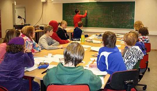 Kassererne lærer dobbel bokføring på kassererkurset.