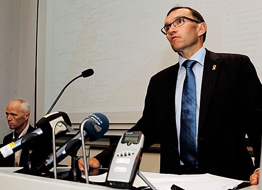 Generalmajor Robert Mood og forsvarsminister Espen Barth Eide