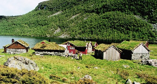 Støl ved Langedalsvatnet. Foto: Christian Rekkedal (DN)